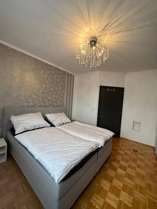 Freundliche Wohnung Naehe Weinstrasse Fuer 5 Personen Wagna Esterno foto