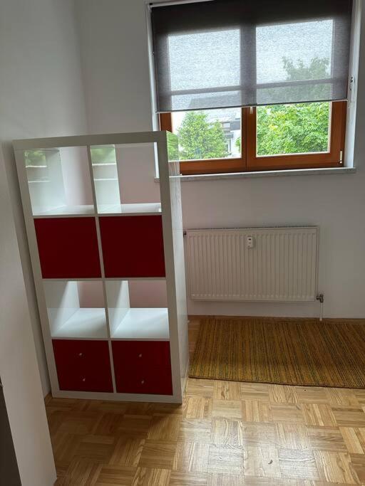 Freundliche Wohnung Naehe Weinstrasse Fuer 5 Personen Wagna Esterno foto